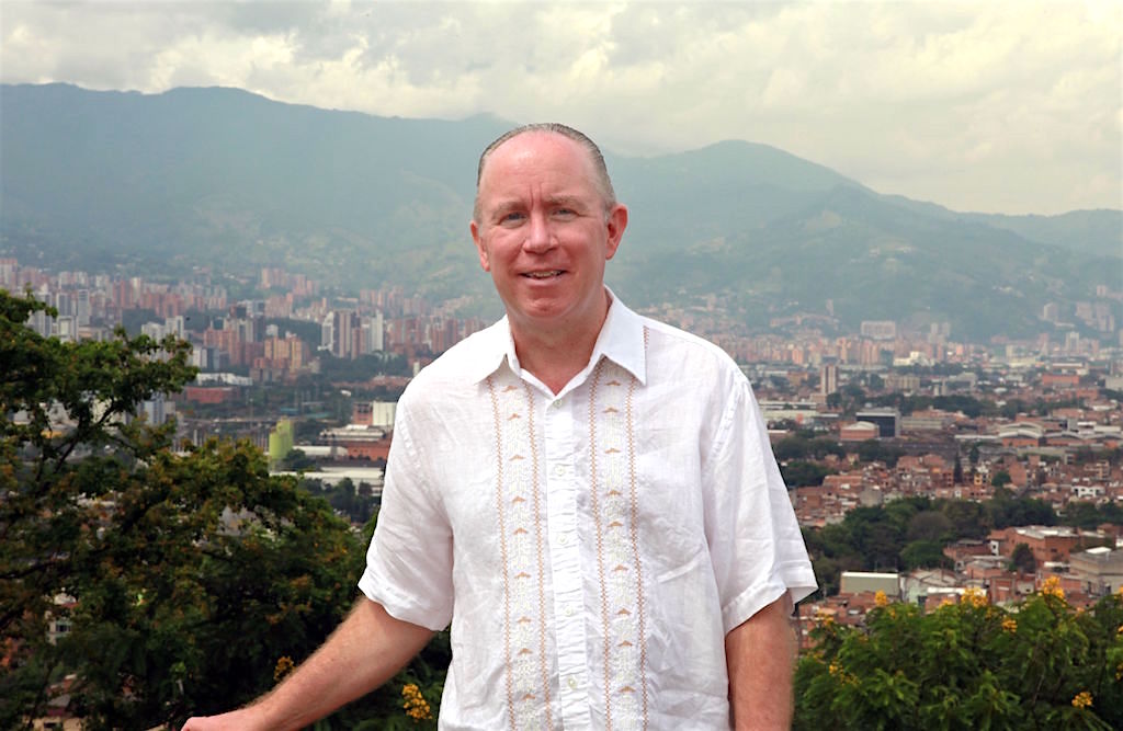 Jeff Paschke, About Medellin Guru