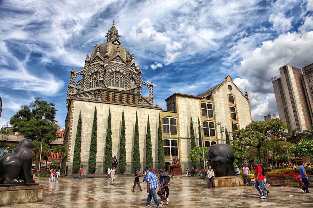 Plaza Botero