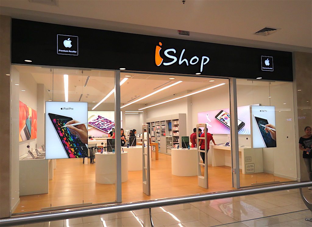 iShop in Santafé mall