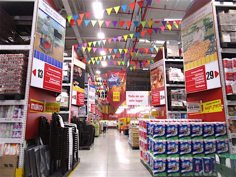 Shopping at Makro to Save Substantially on Groceries