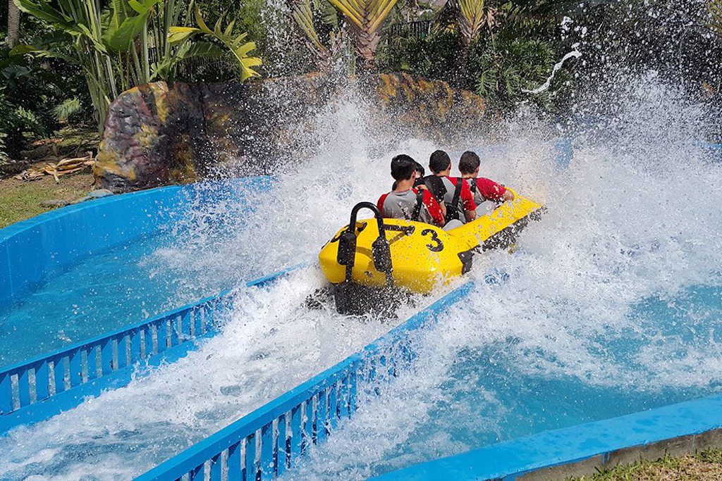 Parque Norte to open the third week of September, water ride at Parque Norte amusement park in Medellín, photo courtesy of Parque Norte