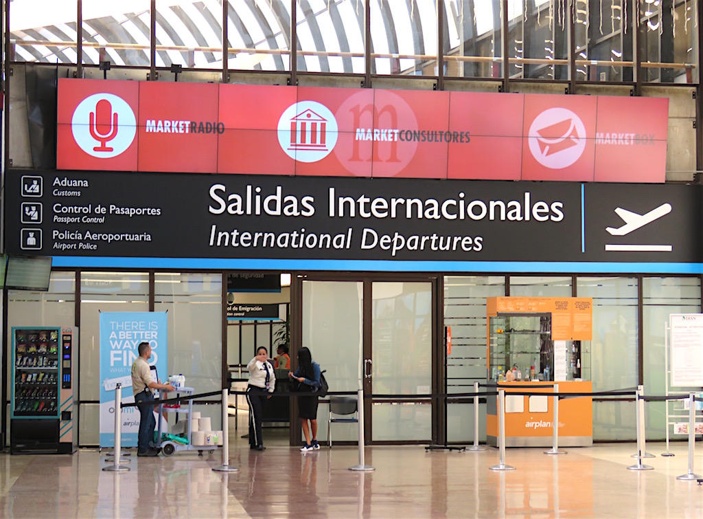 Partidas internacionais no aeroporto de Medellín