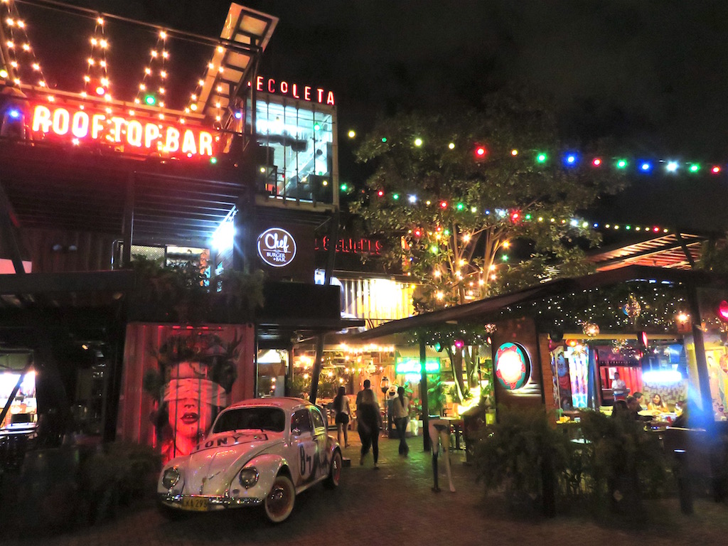 Contenedores Food Place: A Gastronomic Market in Envigado