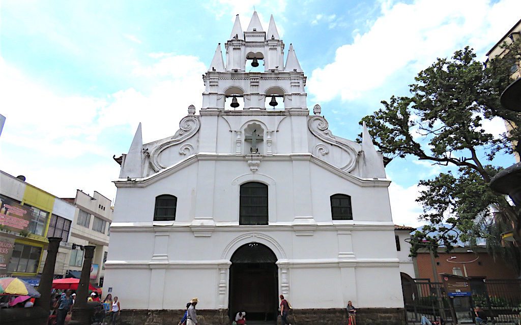Iglesia de la Veracruz: A Historic Church in Medellín Iglesia de la Veracruz: A Historic Church in Medellín