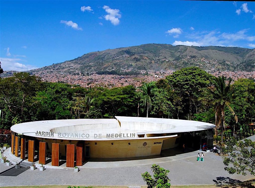Jardín Botánico is near Universidad station, photo courtesy of Jardín Botánico