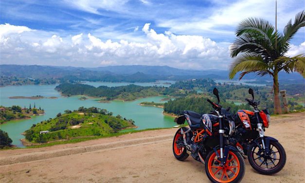 Medellín Scooter Rentals: Explore Medellín by Motorcycle