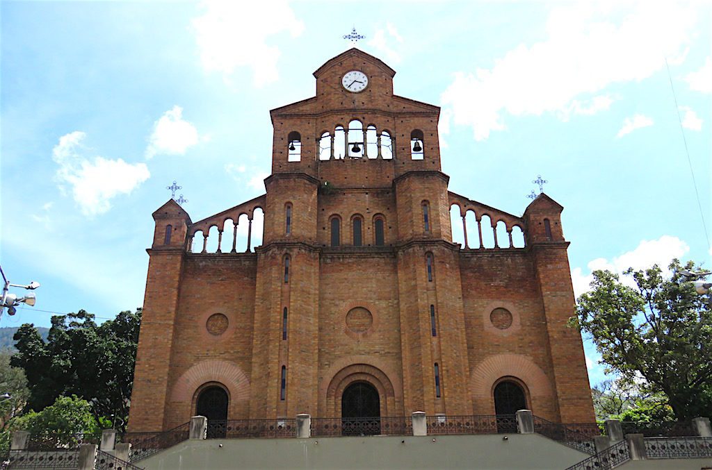 Iglesia el Calvario, also known as Parroquia el Calvario, a beautiful church in Medellín - Medellin Guru