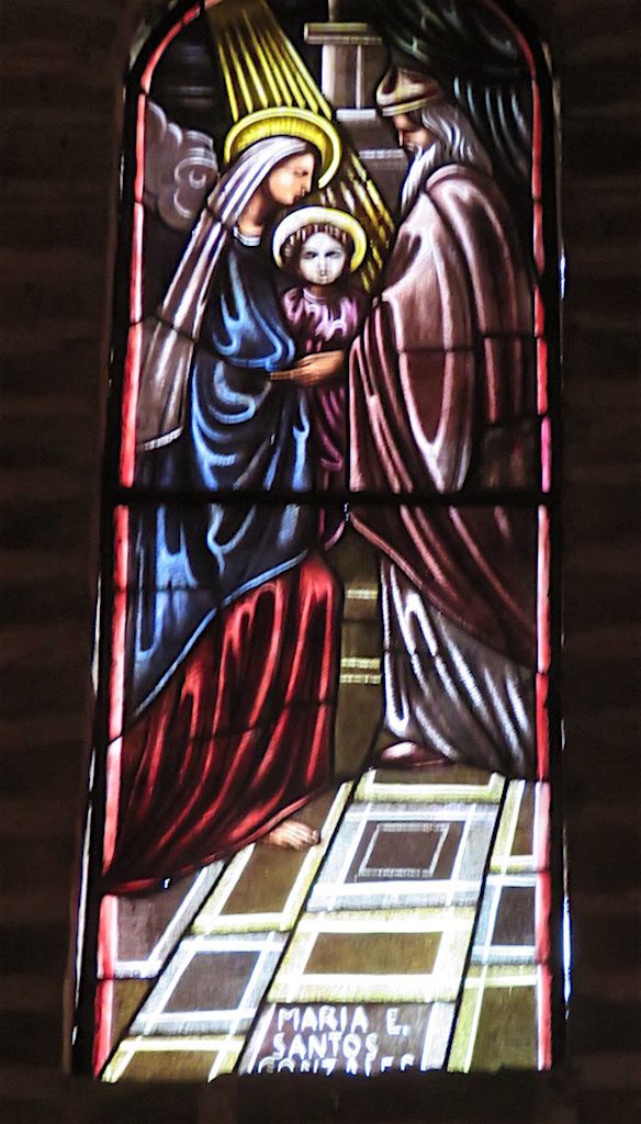 Another of the stained-glass windows in Iglesia el Calvario