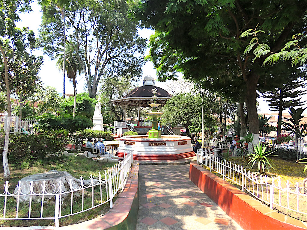 Nuestra Señora de la Asunción: A Beautiful Church in Copacabana