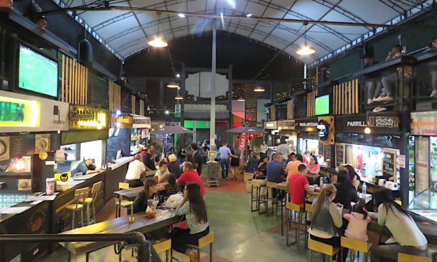 Mercado Del Tranvía: A Popular Gastronomic Market in Medellín