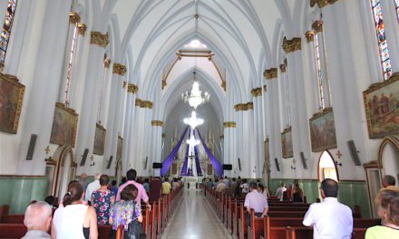 Nuestra Señora del Sagrado Corazón: A Beautiful Church in Medellín