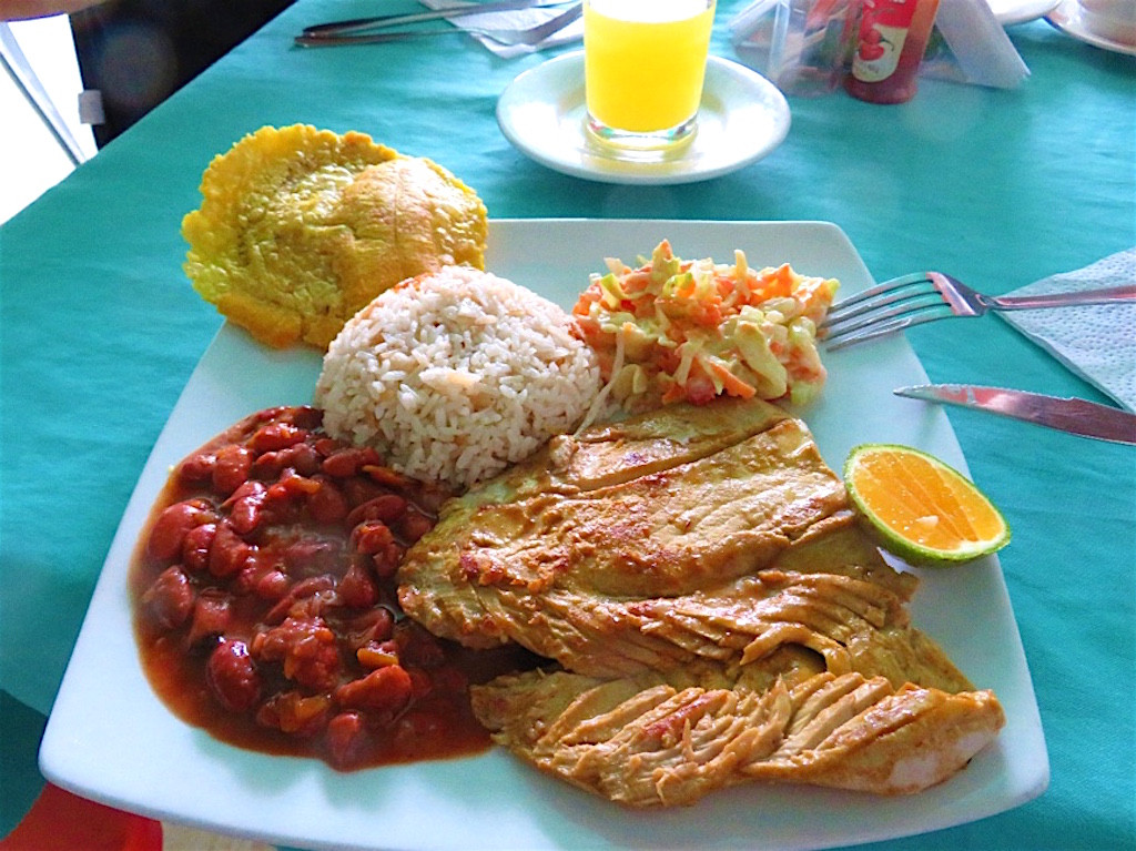  Una comida típica en la costa del Pacífico, foto de Roisin Mulligan