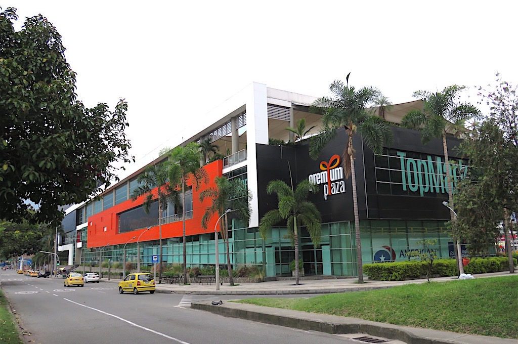 Premium Plaza: Medellín's Shopping and Entertainment Mall - Medellin Guru