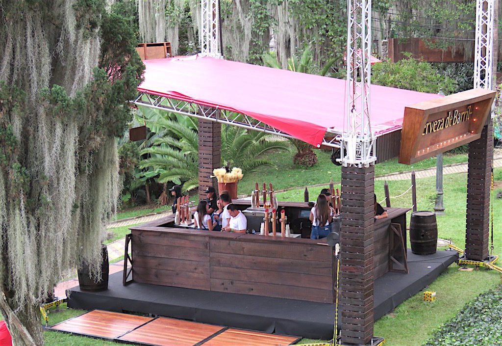 One of the beer stands at Club Colombia Picnic 2018