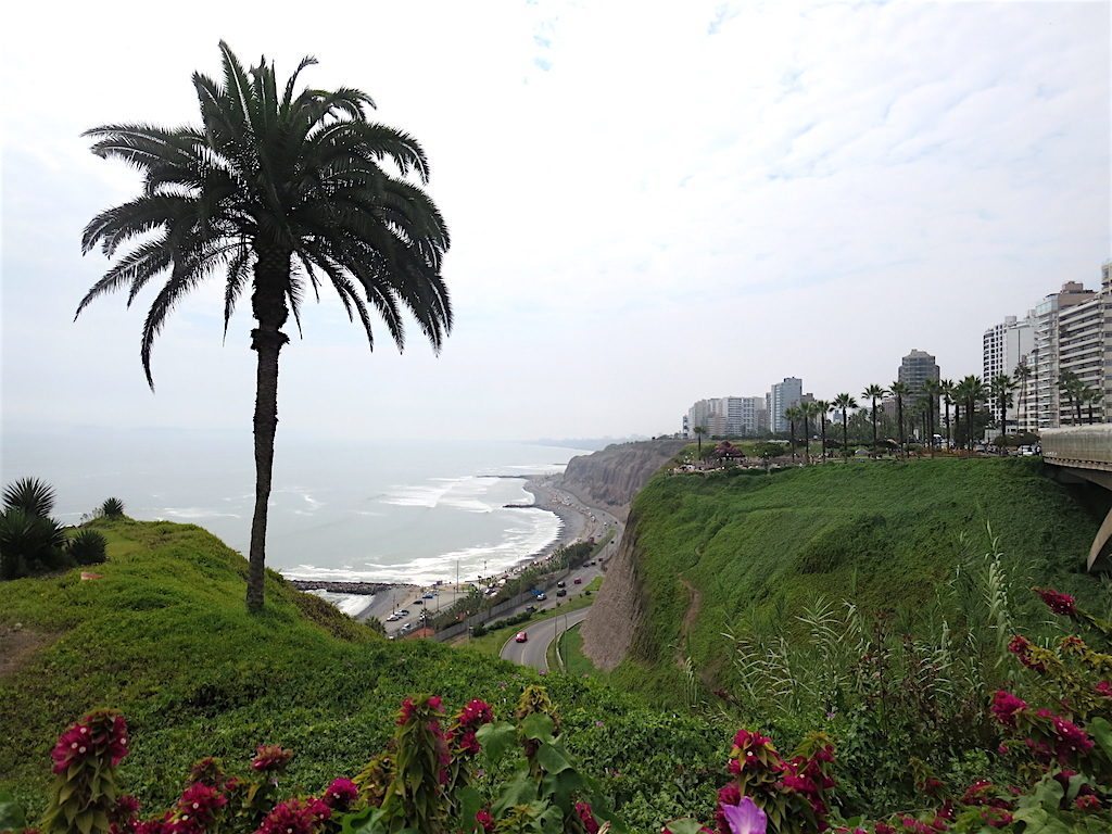View of the Pacific Coast in Lima, photo by Stvabod
