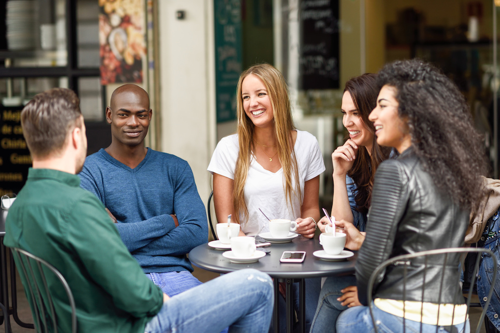 13 Best Ways for Making Friends in Medellín as an Expat
