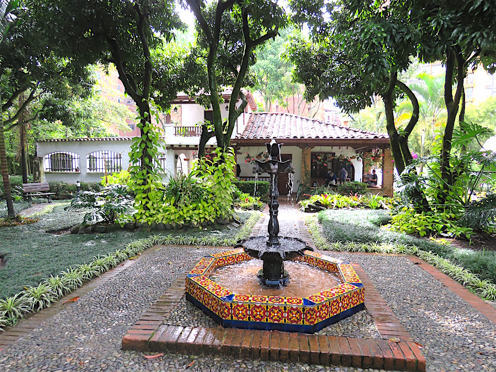 Casa Museo Otraparte in Envigado - Medellin Guru