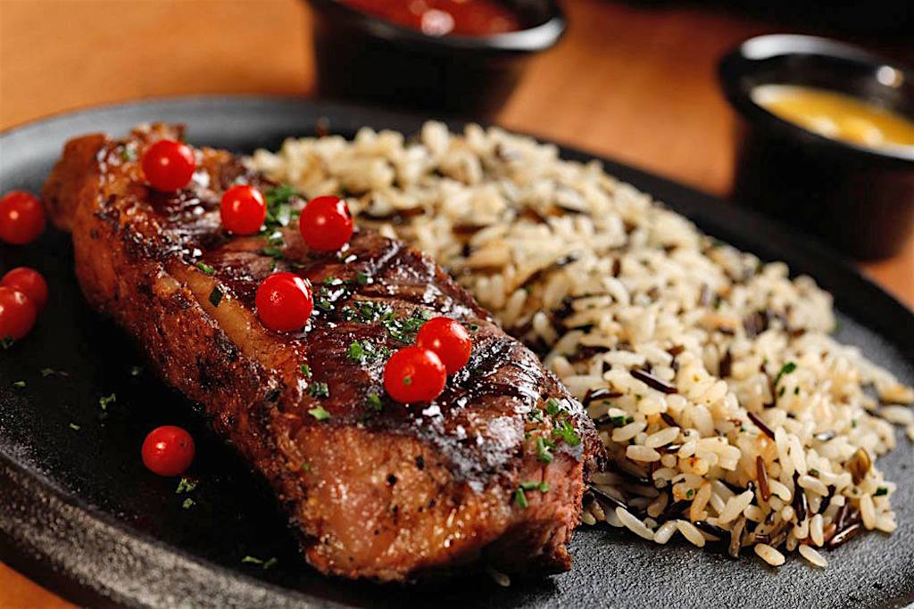 New York steak at Black Pepper Steakhouse, photo courtesy of Black Pepper - Medellin Guru