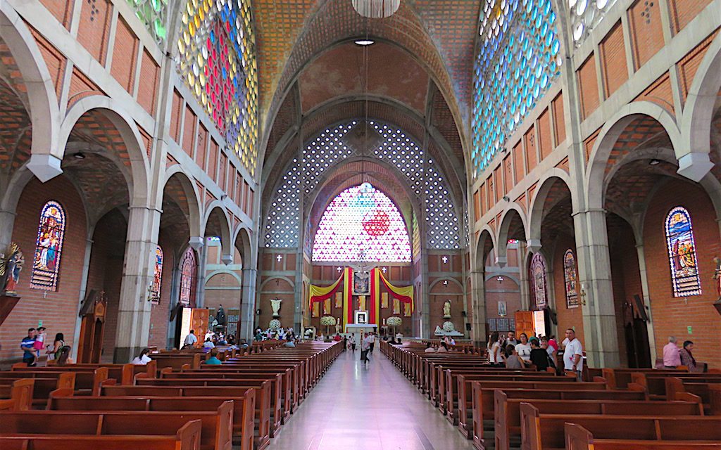 Iglesia San Joaquín: A Very Beautiful Church in Medellín