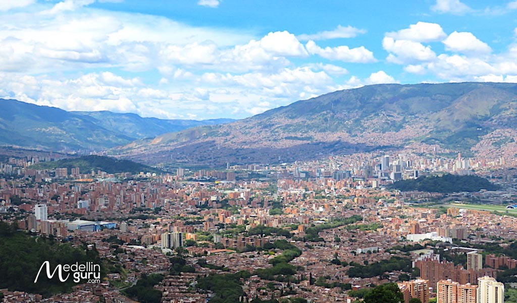 View of Medellín from Cerro de Las Tres Cruces