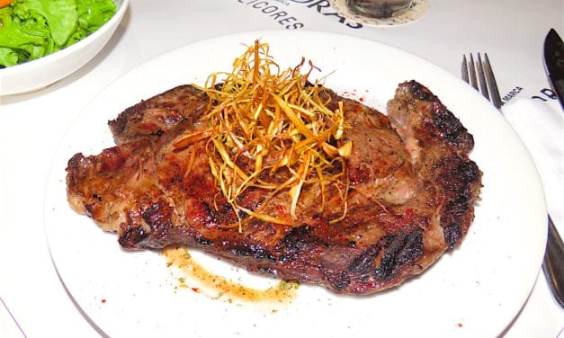 Lucio Carbon y Vino: A Very Popular Steakhouse in Envigado