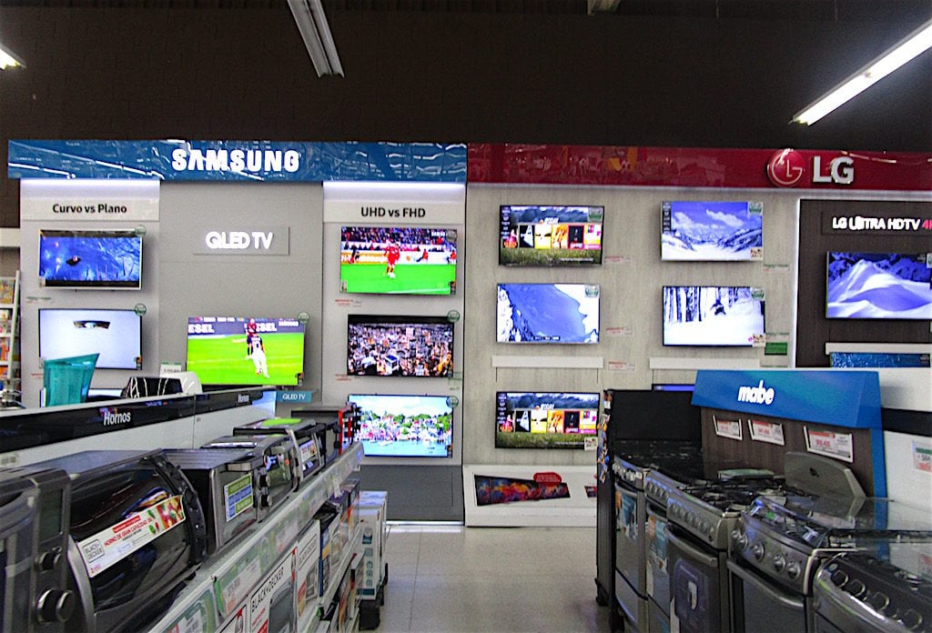 TVs for sale at Jumbo