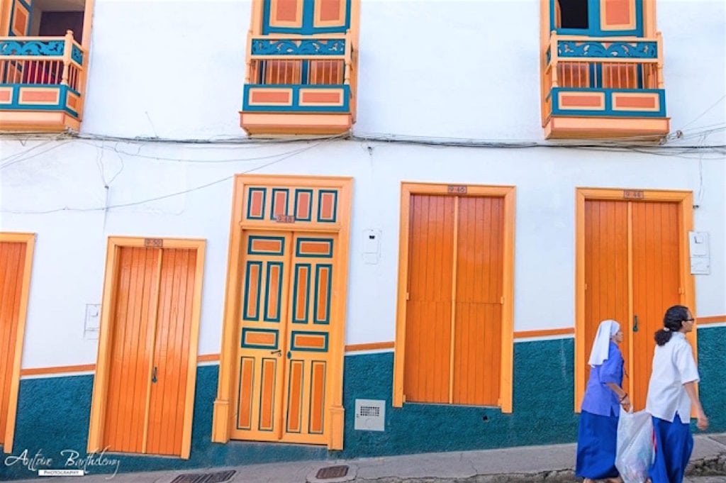 Colorful homes in Jericó