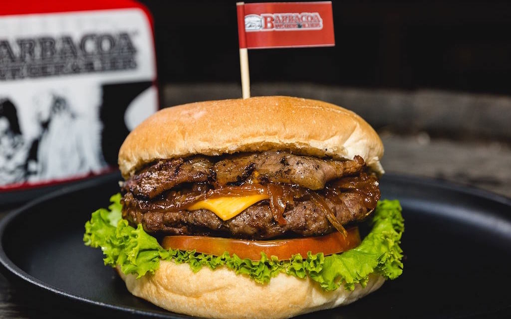 Burger at Barbacoa Burger & Beer, photo courtesy of Barbacoa - Medellin Guru