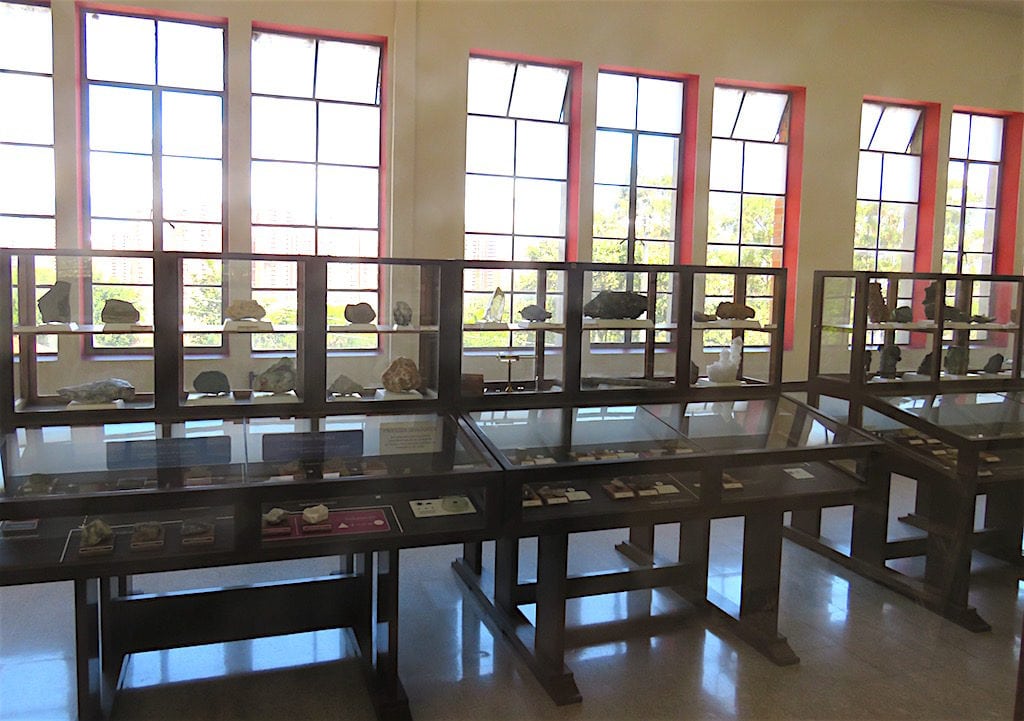 Inside Museo de Geociencias