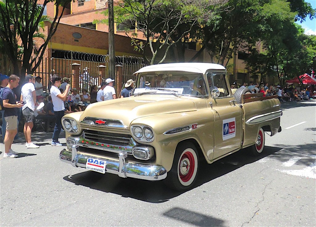 1959 Chevrolet Apache 