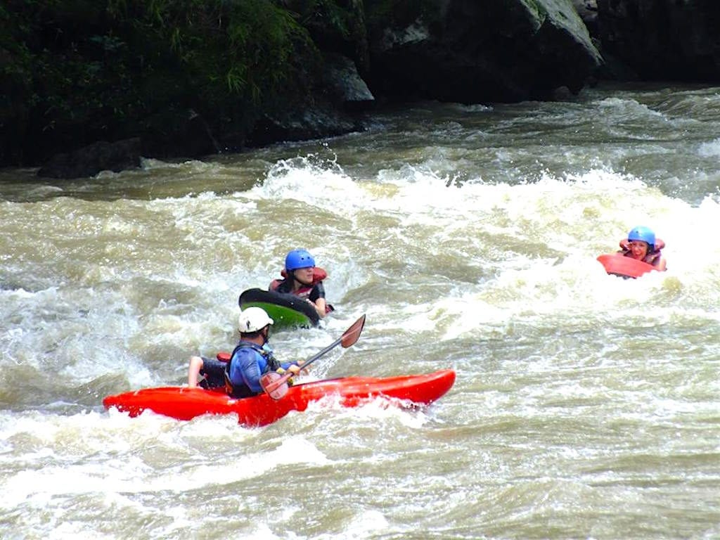 Kayaking in San Gil, photo courtesy of Colombia Rafting Expeditions