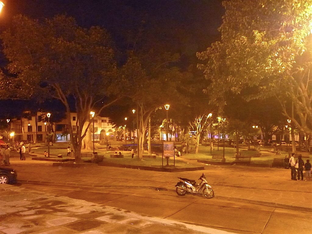 Parque La Libertad at night, photo by Juan Diego Santacruz