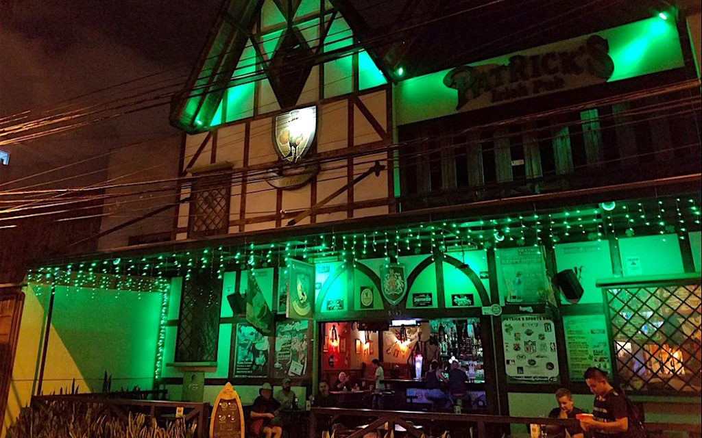 Patrick's Irish Pub: A Popular Irish Sports Bar in Medellín - Medellin Guru