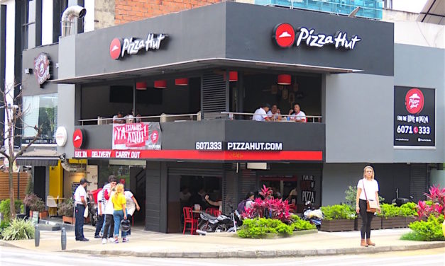 Pizza Hut Opens its First Pizzeria in Medellín and Quickly Expands