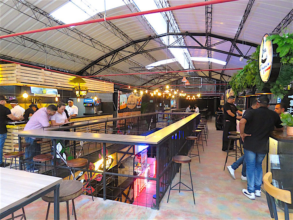 Second floor of Mercado de Sabaneta
