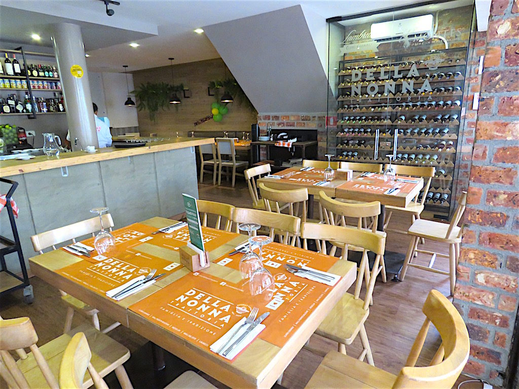 Inside Della Nonna Trattoria in Laureles