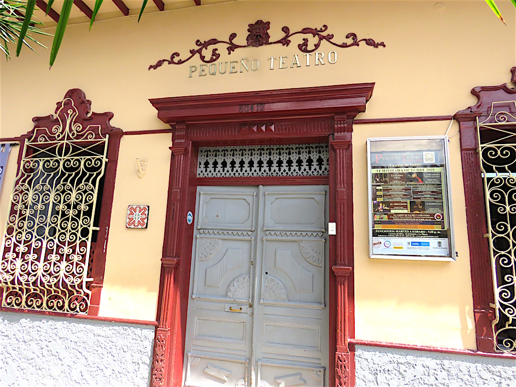 Pequeno Teatro A Small but Popular Theater in Medellín