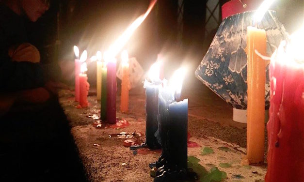 Día de las Velitas: Day of Candles Tradition in Colombia on December 7
