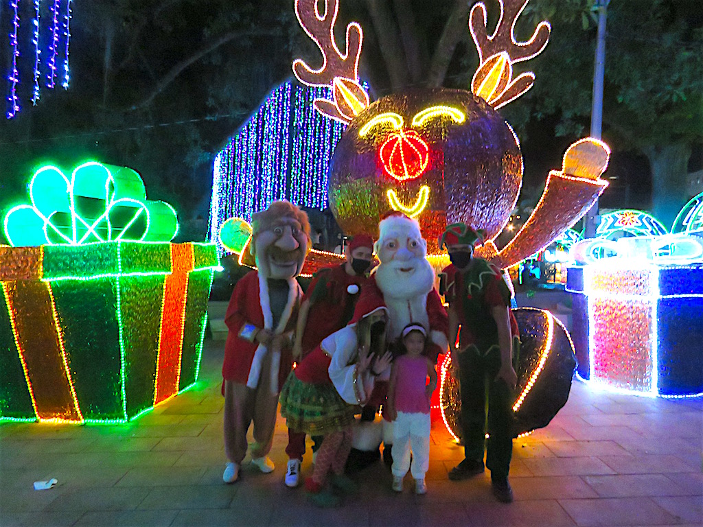 2020 Christmas lights in La Estrella