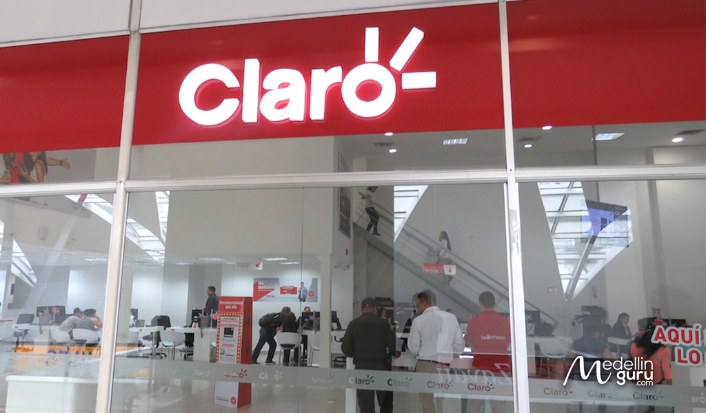 The Claro store on the third floor in Los Molinos mall