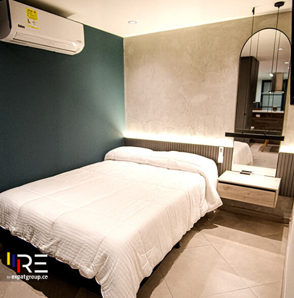 Luxury Studio with Balcony-San Joaquin-Laureles