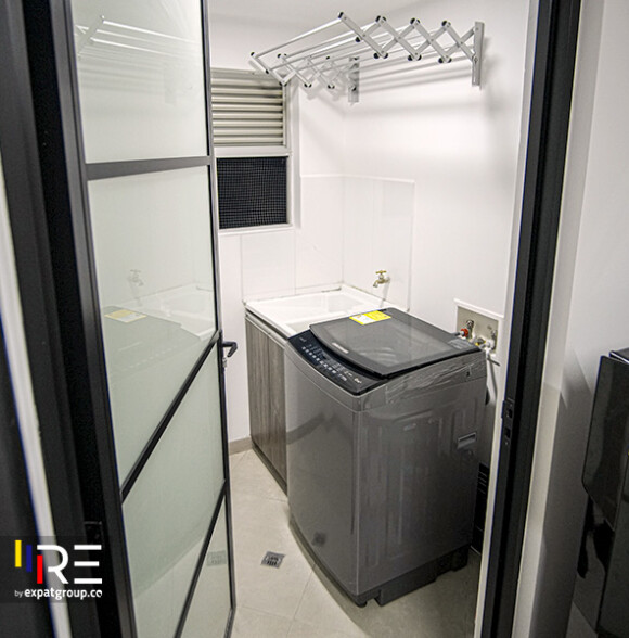 Luxury Studio with Balcony-San Joaquin-Laureles