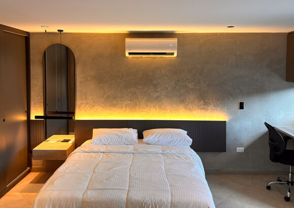 Luxury Studio with Large Balcony-San Joaquin-Laureles