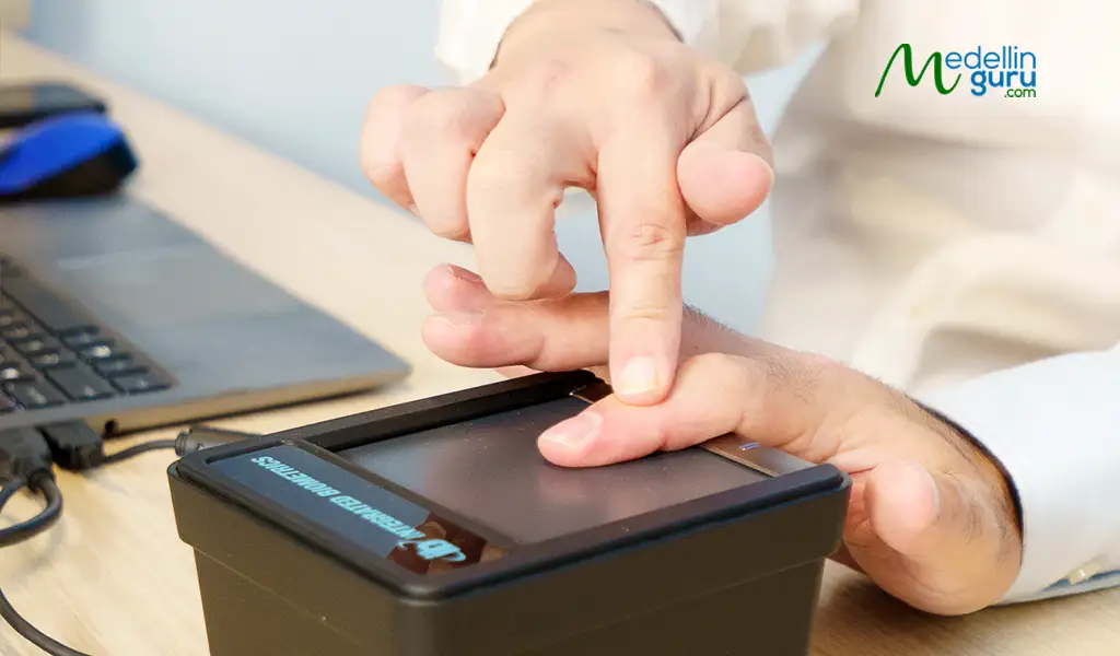 Digital Fingerprints are accepted by FBI in case of a Background Check