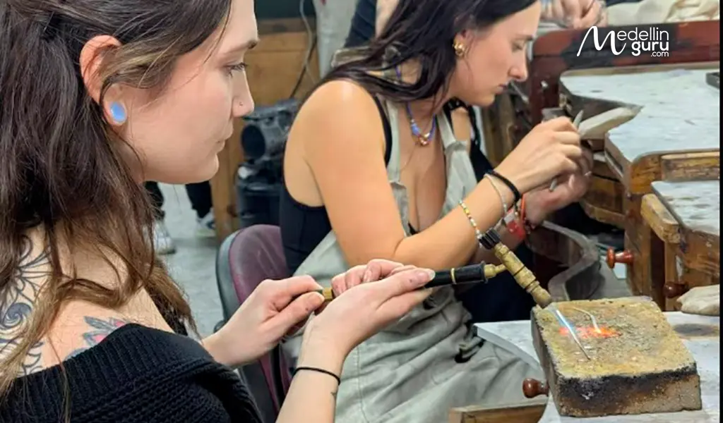 Colombian emerald jewelry creation experiences