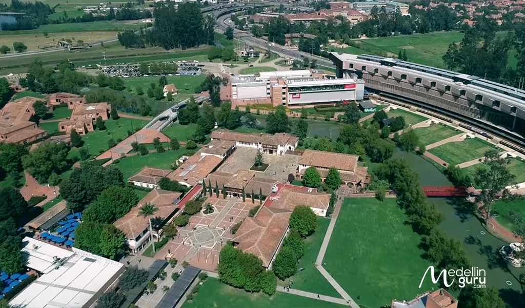 Aerial view of Universidad de La Sabana campus near Bogota, an ideal setting for intensive Spanish courses
