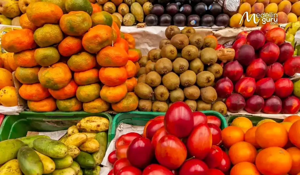 Diverse exotic fruits grown in Antioquia, emphasizing opportunities for food processing