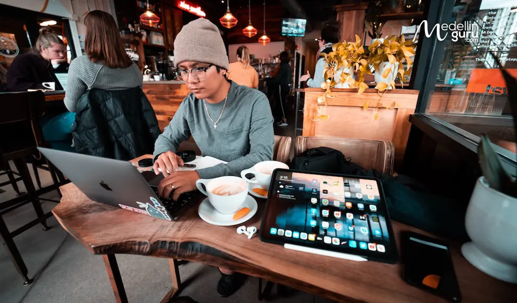 Digital nomad working in Colombia, showing the affordable cost of living in Medellín