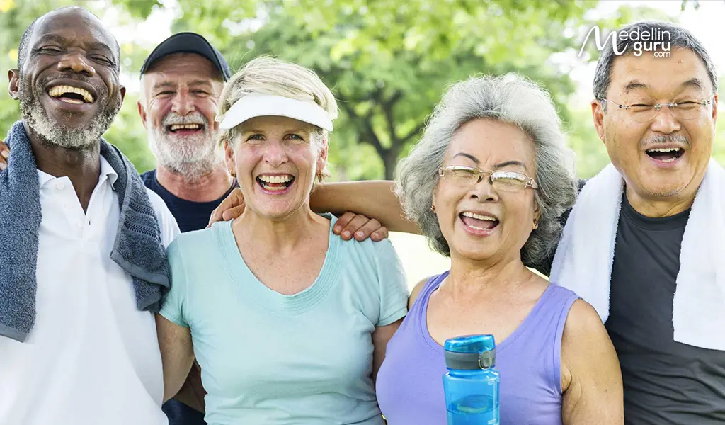 Happy retirees enjoying an active lifestyle in Colombia