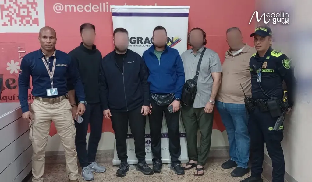 Colombia entry denials for American citizens due to passenger reports on the plane.